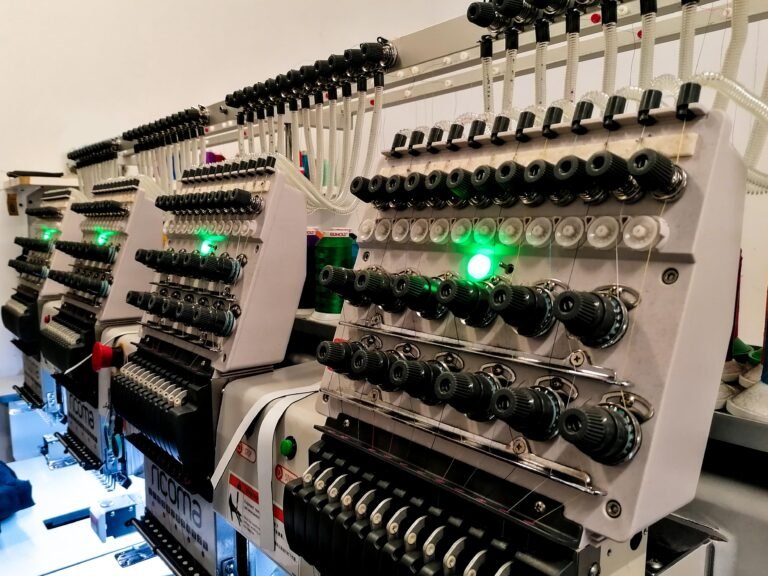 Brodeuse industrielle