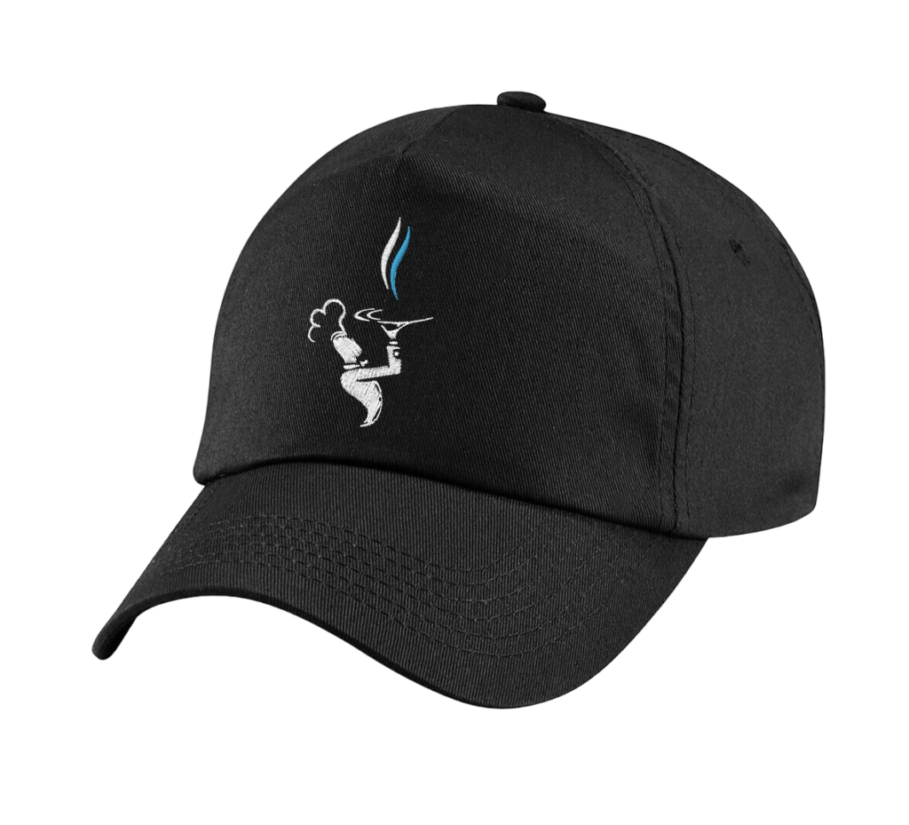 Casquette My traiteur noir brodé coeur bleu ciel et blanc de face
