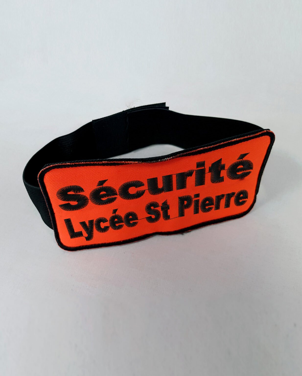 Brassard réglable orange Sécurité Lycée St Pierre